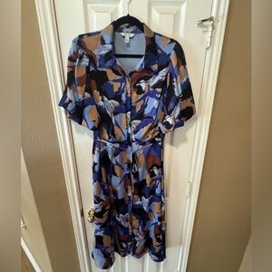 Nine West button up dress with belt